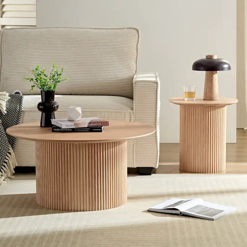 Oak Round Fluted Side Table, 1-Person Use, 17.71" Diameter