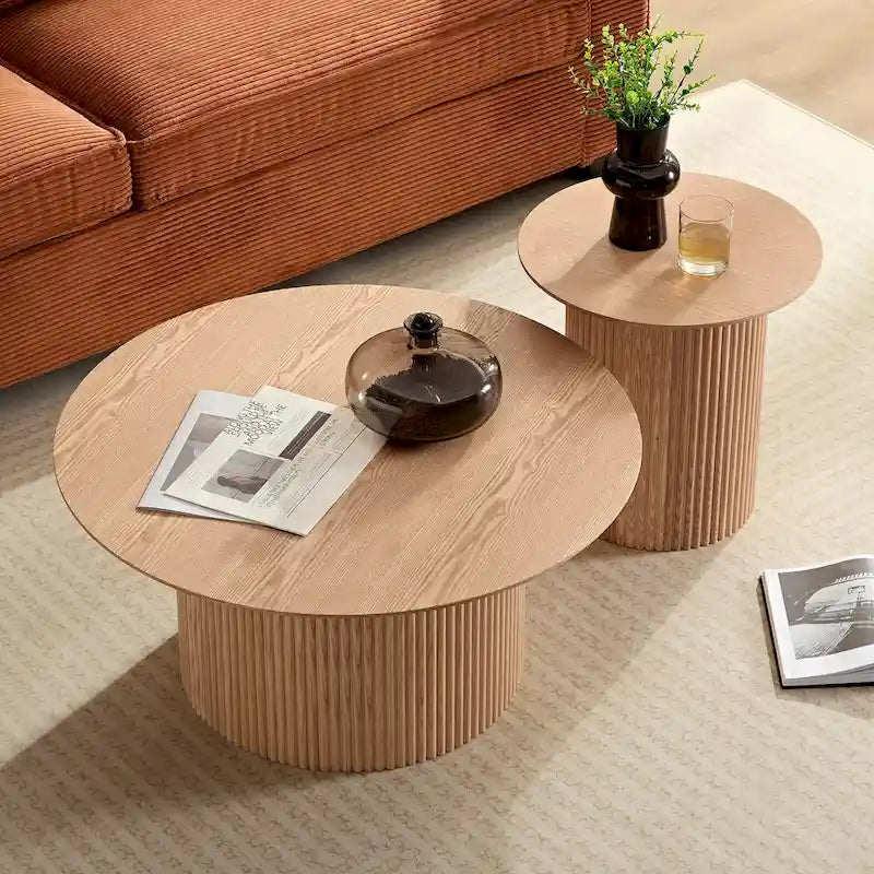 Oak Round Fluted Side Table, 1-Person Use, 17.71" Diameter
